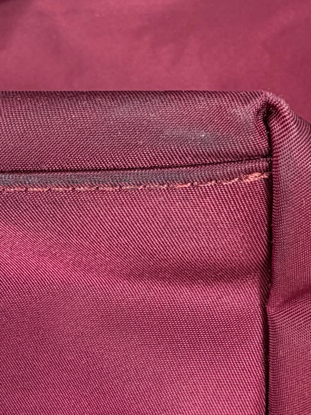 Tumi Voyager Plum Nylon Shoulder Bag, Leather Trim, 6 Pockets,Adjustable Strap - Picture 11 of 12